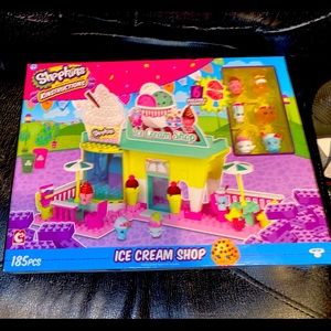 Shopkins play set-brand new